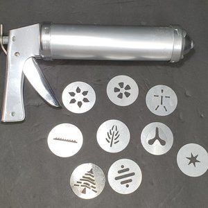 Holiday WEAR EVER Cookie Cake Pastry Decorator #3365 Box Vintage Complete Kit